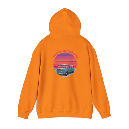 RETRO SUNSET VAN TEE